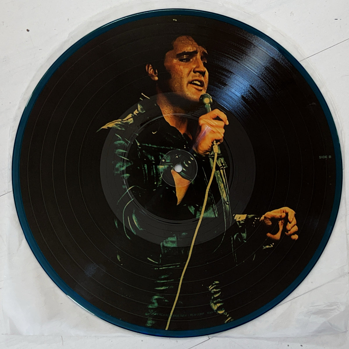Pre Loved Record - Elvis Presley - A Legendary Performer Volume